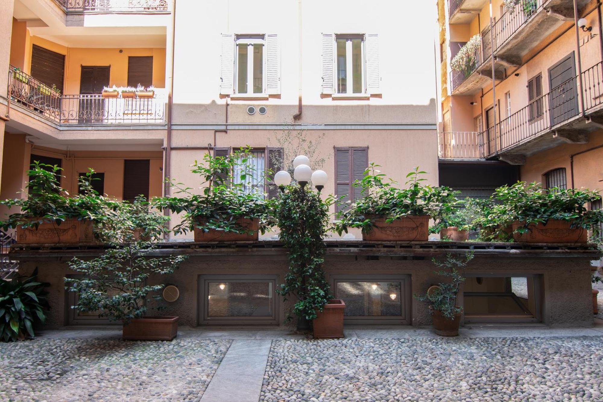 Soppalchino In Via Savona Lägenhet Milano Exteriör bild